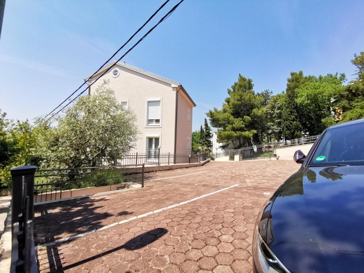 Villa Sara Crikvenica Esterno foto
